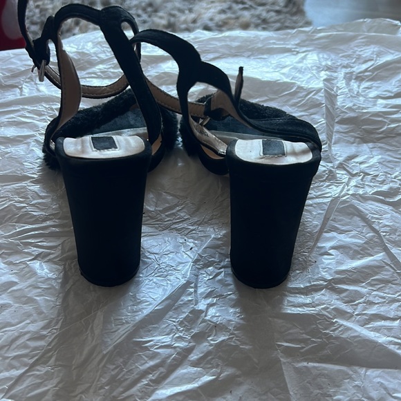 Furry Black Heels (Black) Women’s Size 6. - Picture 2 of 3